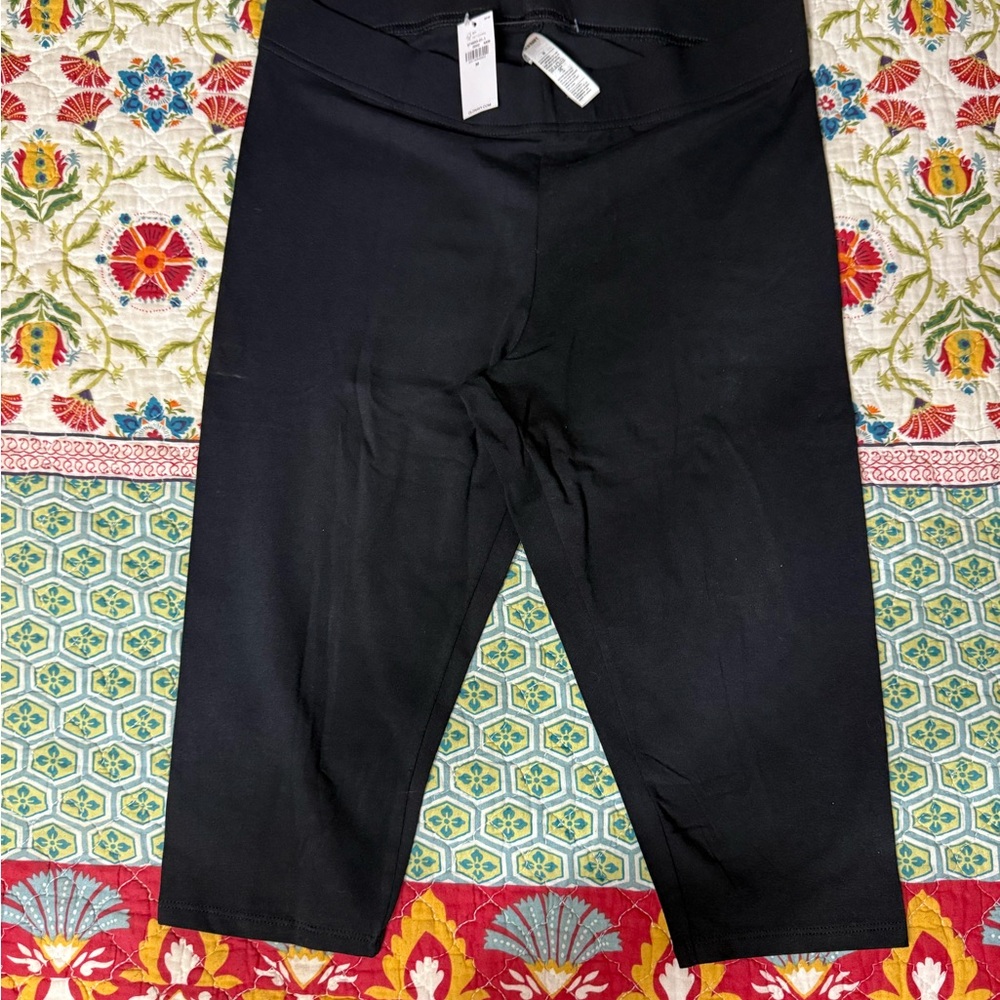 Old Navy Black Knee Length Leggings